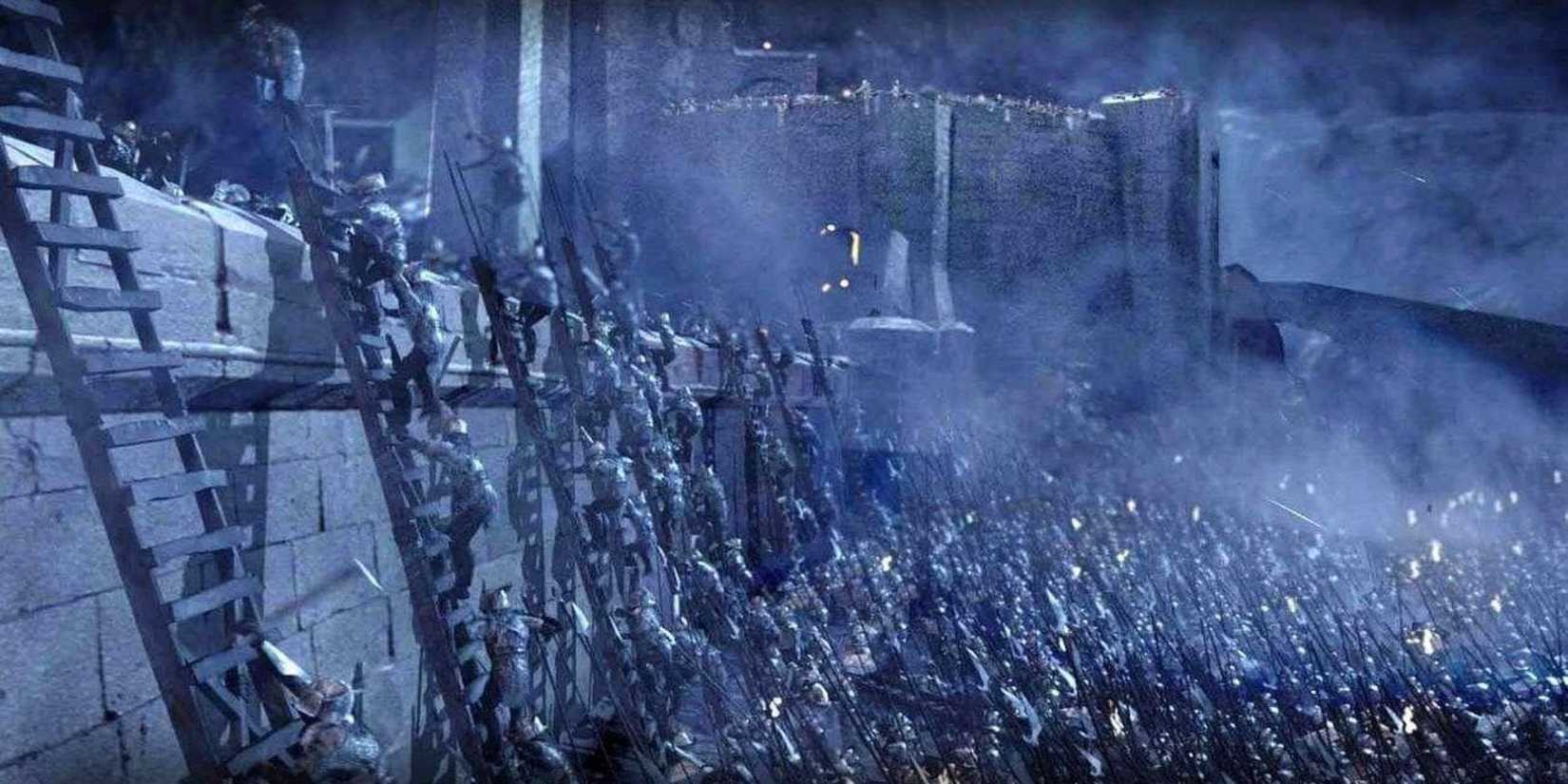 Orc's scale the walls of Helm's Deep