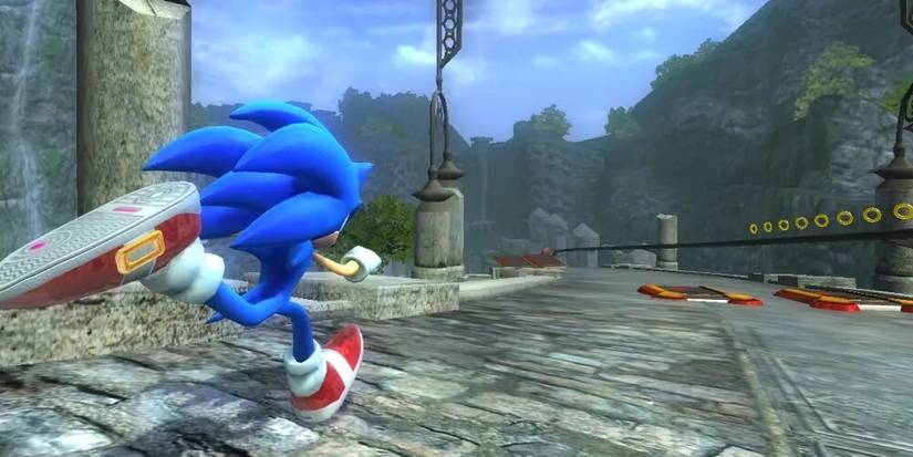 Sonic Running Up To A Speed Boost 