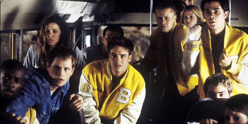 The high school basketball team on the bus in Jeepers Creepers 2