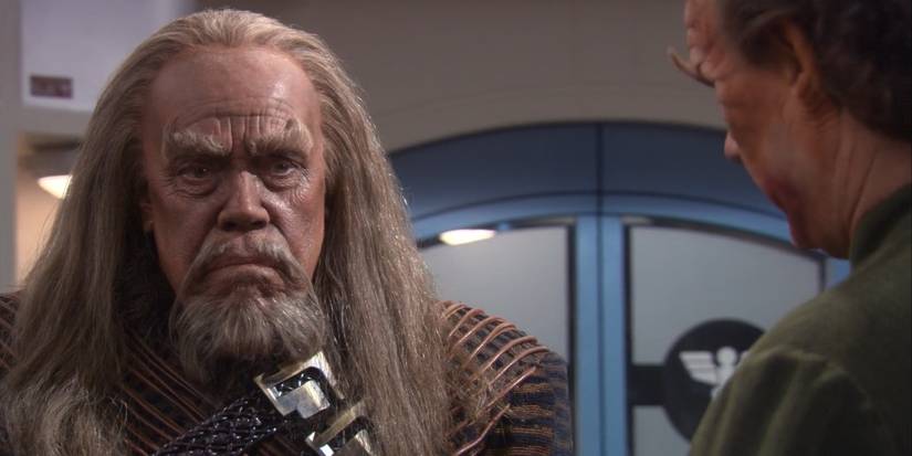 A smooth-headed Klingon in Star Trek: Enterprise.