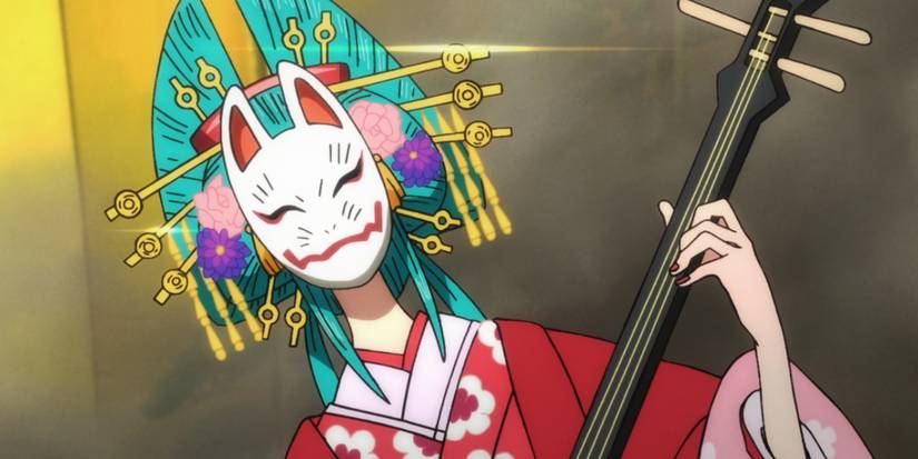 Komurasaki playing a musical instrument