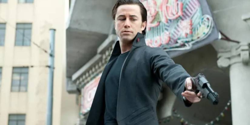 Joseph Gordon-Levitt in Looper