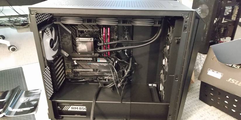 MSI MEG 700R Install Final