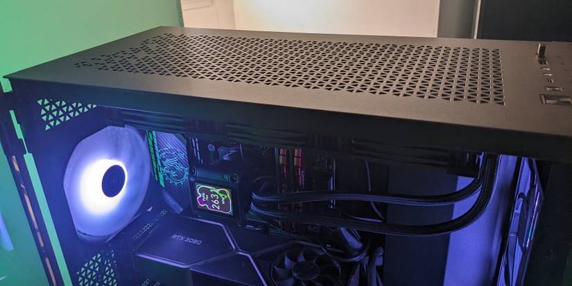 MSI MEG 700R Radiator