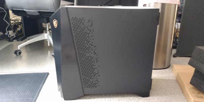 MSI Meg Prospect 700R Box Contents #5