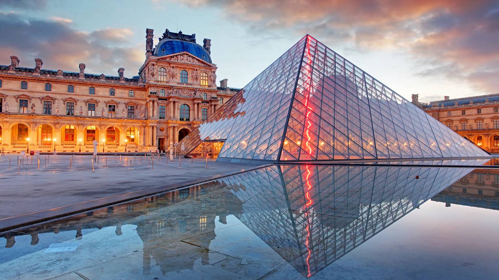 louvre-museum-palace-with-pyramid