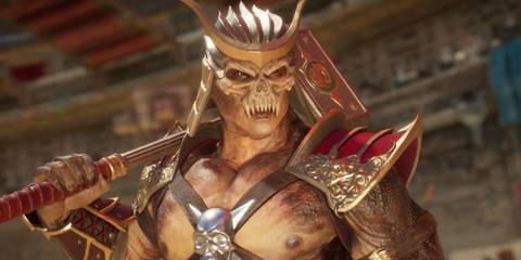 Shao Kahn preparing to fight his opponent in Mortal Kombat 11