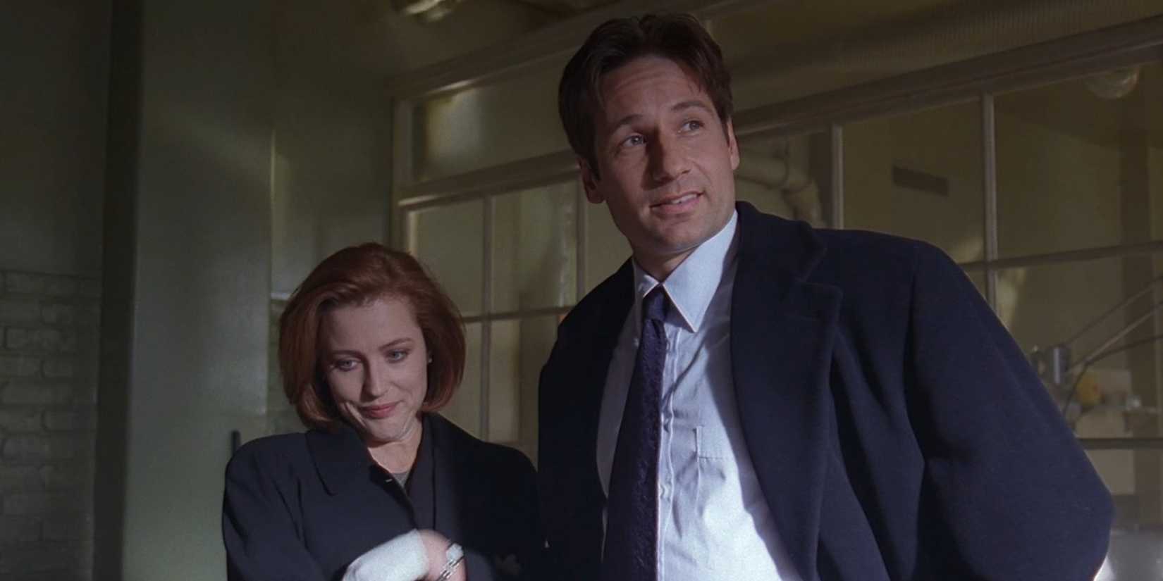 Gillian Anderson and David Duchovny in The X-Files