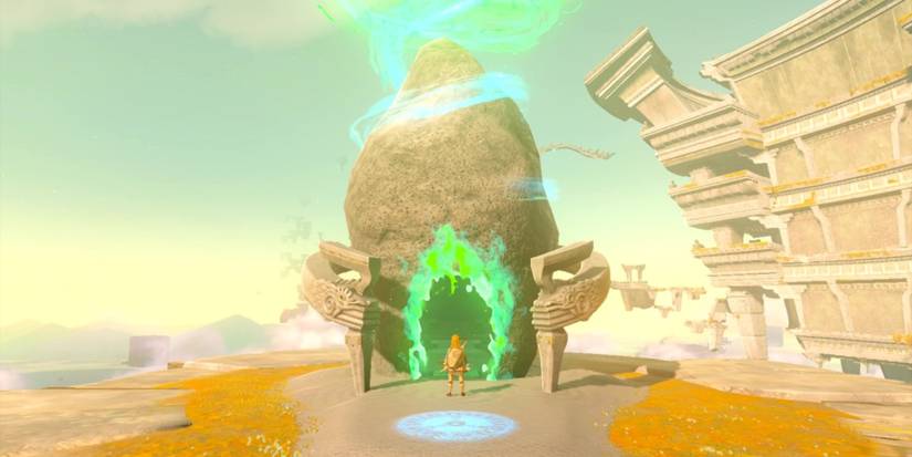 Link entering a Sky Island Shrine