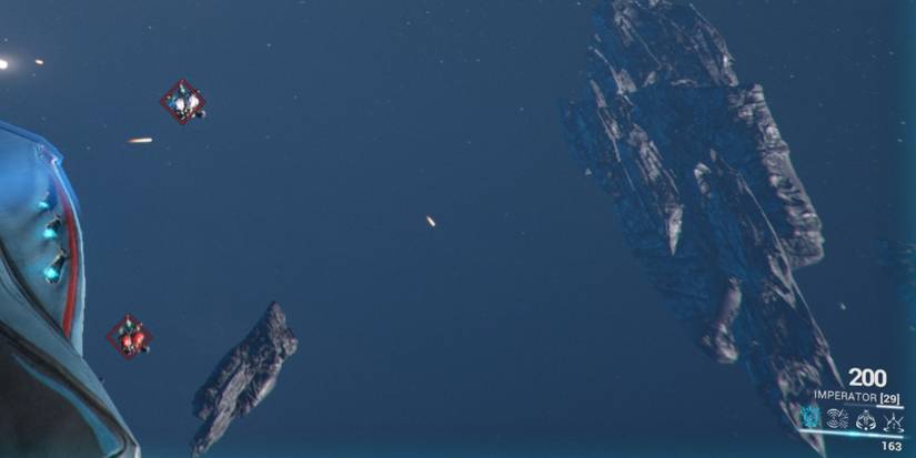 The Odonata Archwing has a bolstered maximum energy pool of 163, amongst the dogfight in the asteroid field. The bottom right reads "Imperator," signalling the Archgun being used, and the "200" signifies the ammo count.