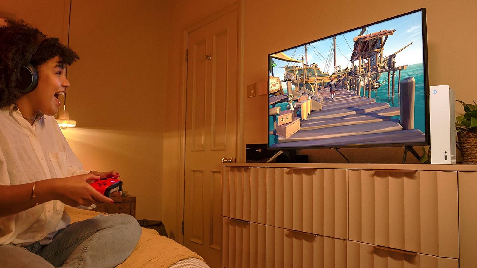 xbox gamer playing sea of thieves