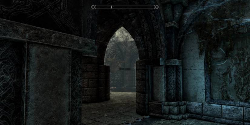 Exploring Potema's Catacombs in Skyrim
