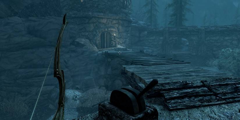 Lowering the Mistwatch drawbridge in Skyrim