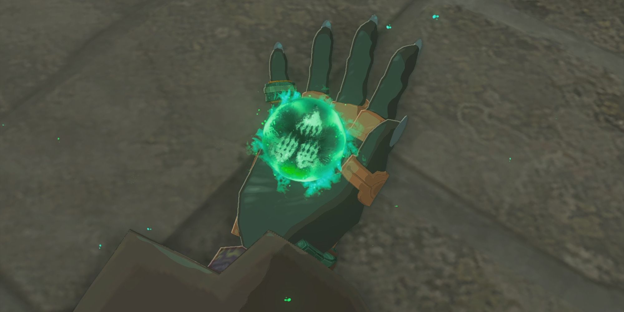 Link holding the Autobuild rune