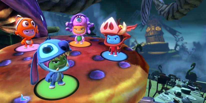 Choosing costumes in Disney Universe