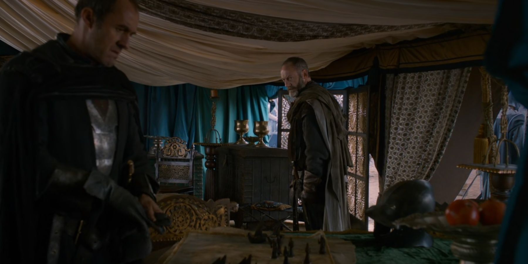 Stannis and Davos in Game of Thrones.