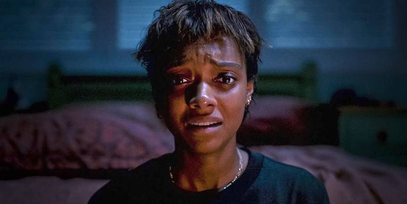 Mia looking terrified in Talk to Me