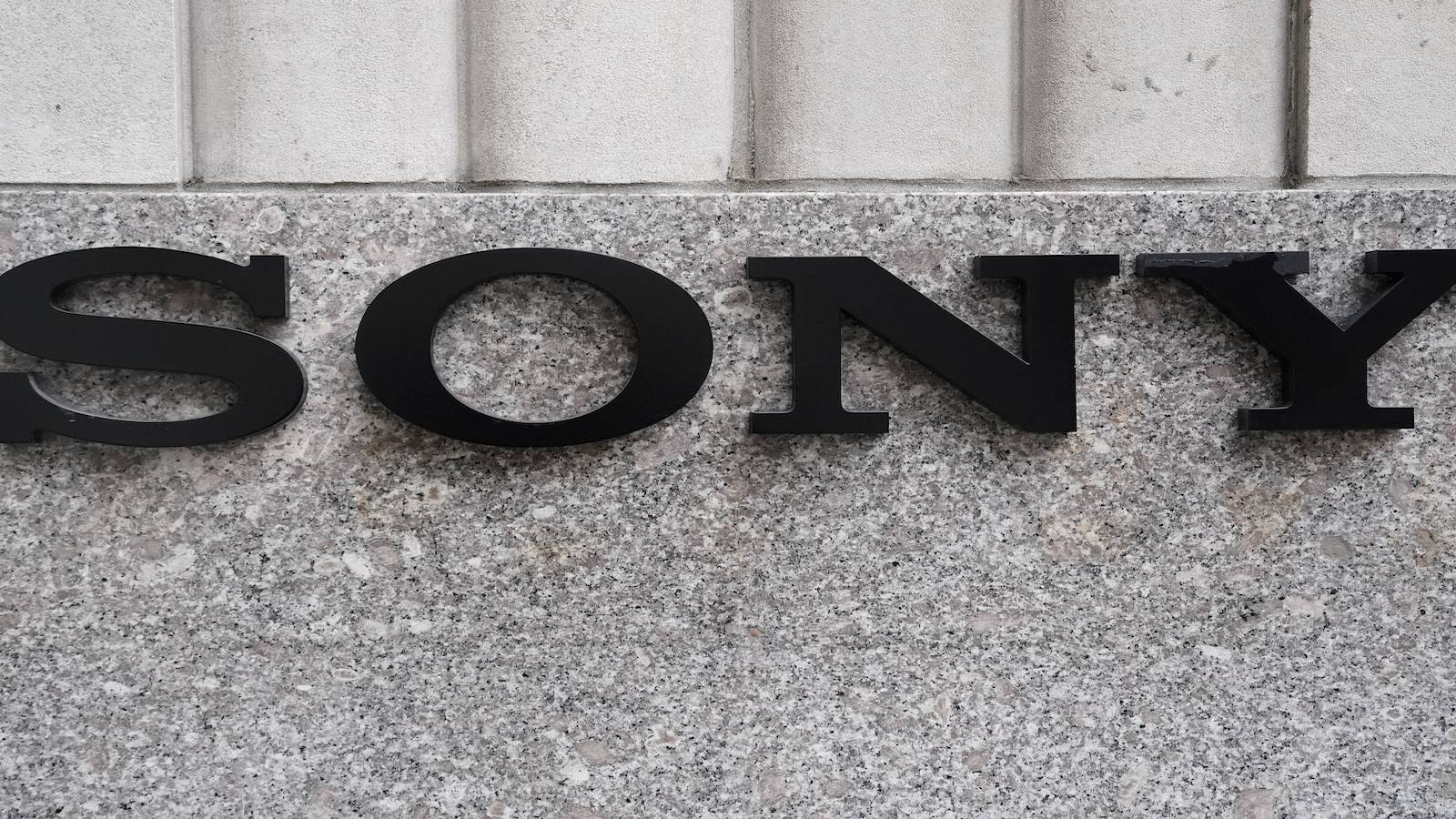 sony-headquarters-logo-exterior