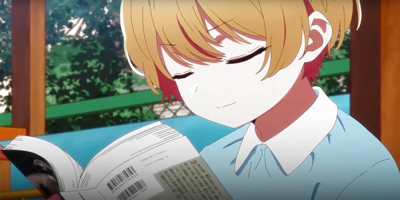 Aqua reading creepy book