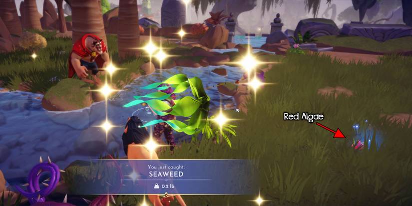 Catching Seaweed and Red Algae in Disney Dreamlight Valley.