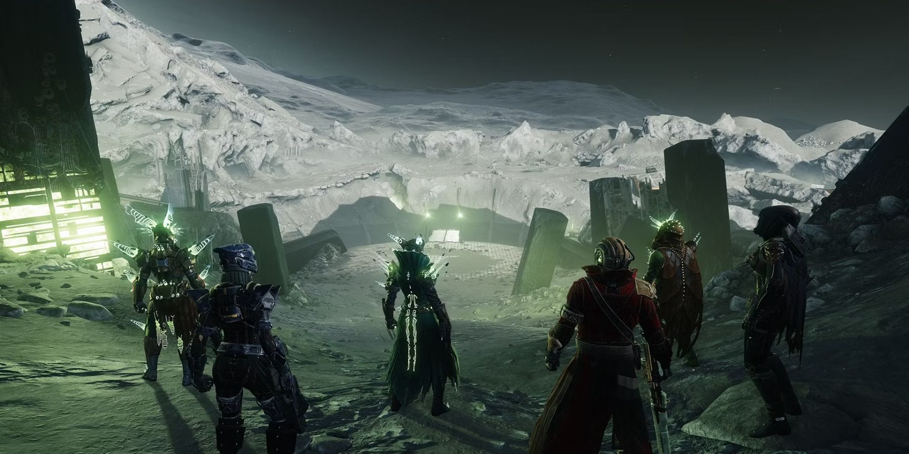 Destiny-2-Players-at-entrance