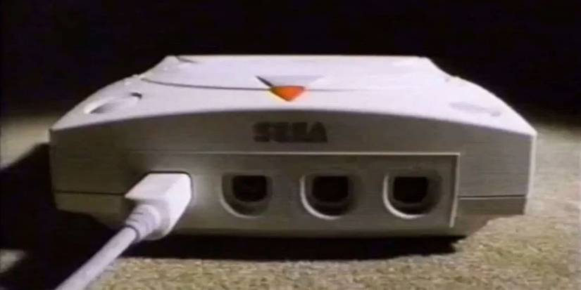 The controller ports on the Dreamcast in a TV commercial