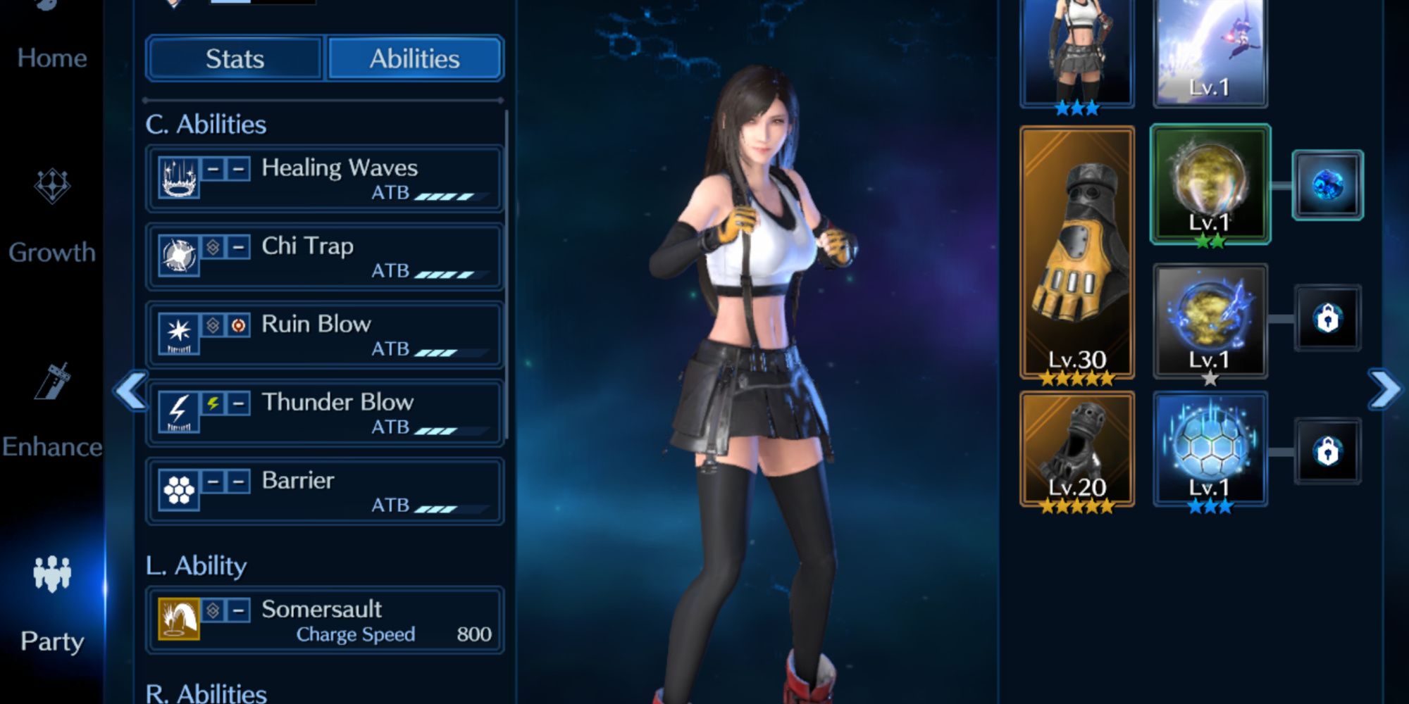 Equipping Tifa in Final Fantasy 7 Ever Crisis