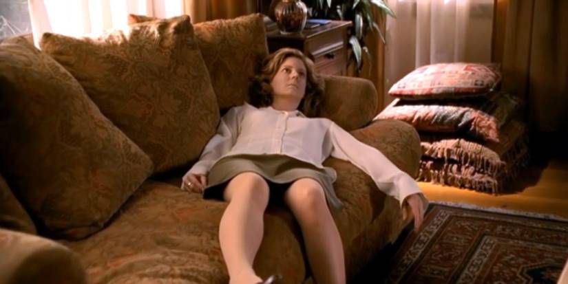 joyce's body on the sofa in buffy the vampire slayer