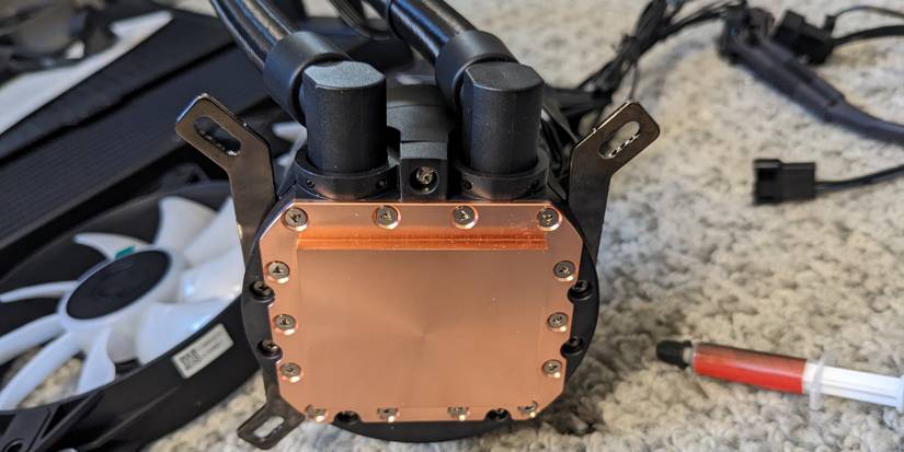 MSI CoreLiquid E360 Block Surface