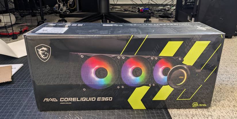 MSI CoreLiquid E360 Box