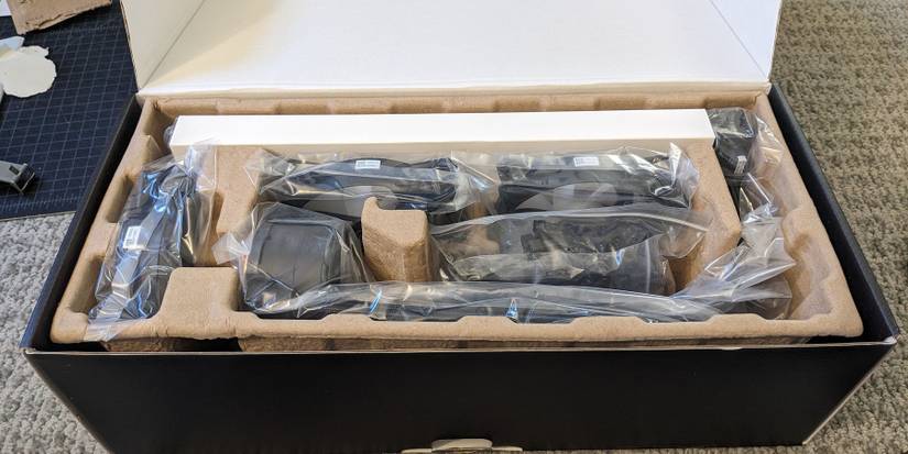 MSI CoreLiquid E360 Box Contents