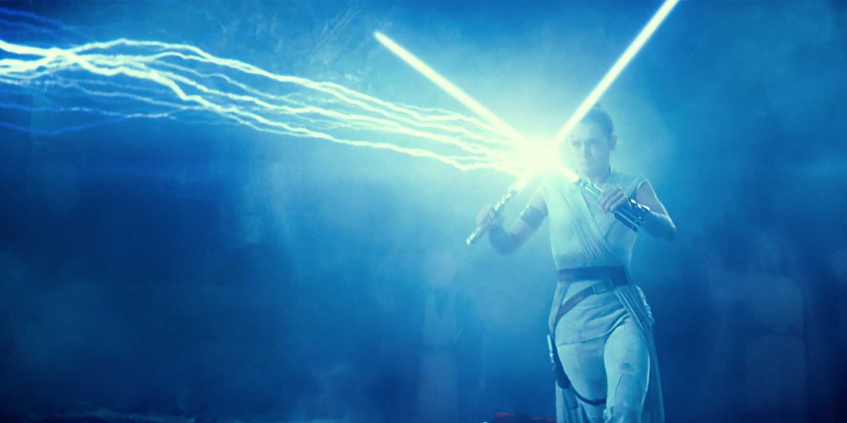 Rey Facing Palpatine in Star Wars: The Rise of Skywalker