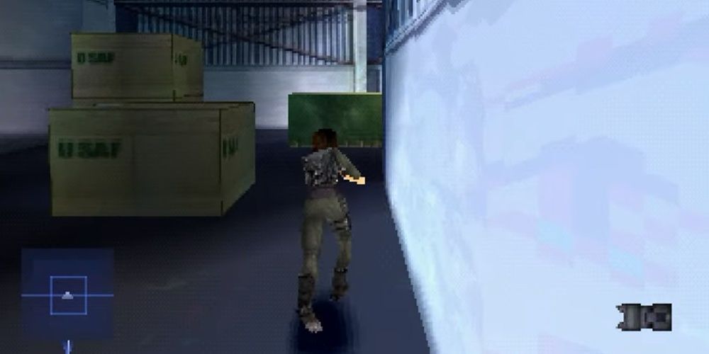 lian from syphon filter 2 sneaking down a hallway