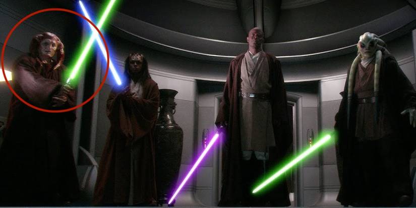 Saesee Tiin accompanies other Jedi to arrest Palaptine