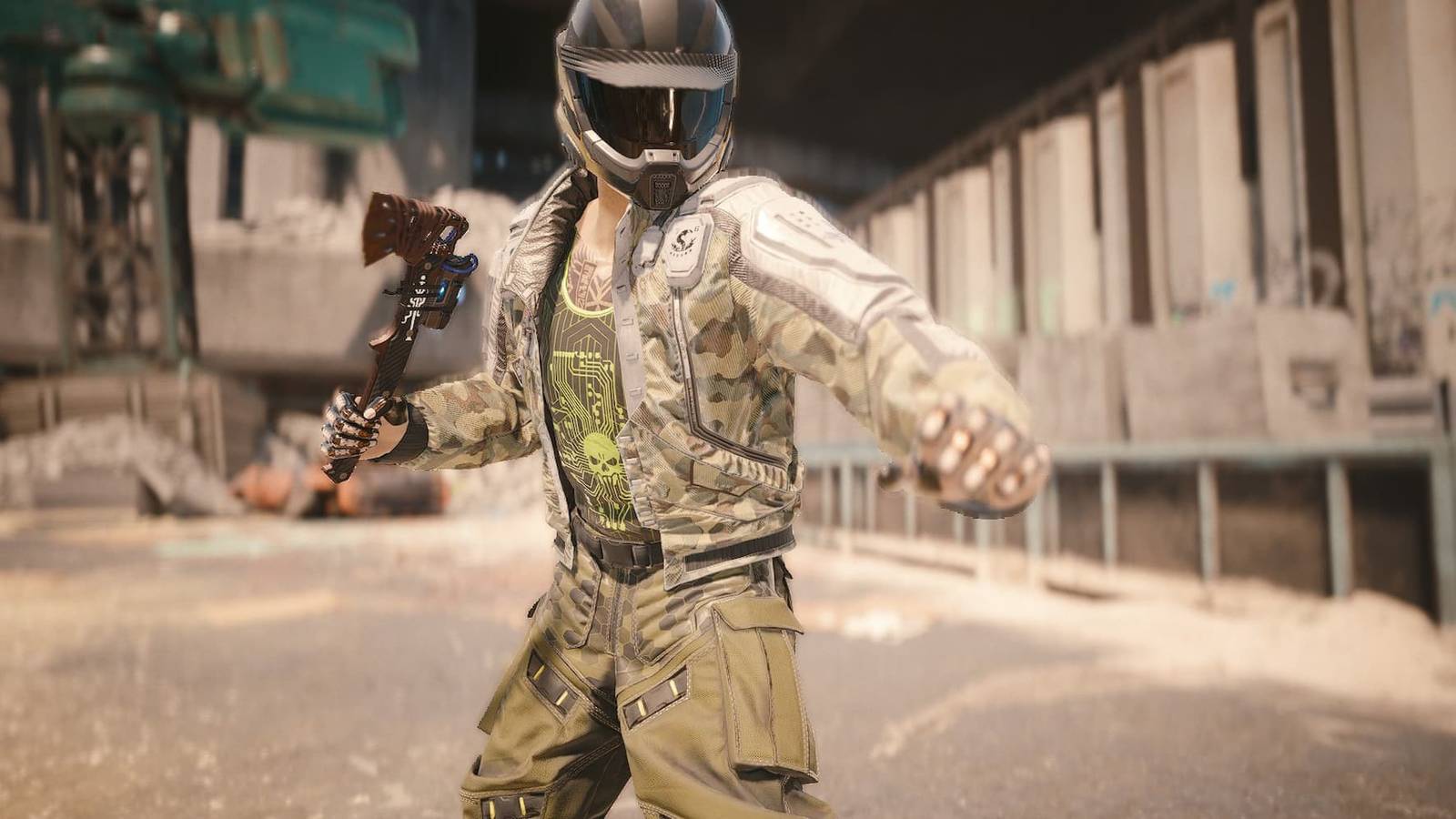 The Agaou throwing axe in Cyberpunk 2077 Phantom Liberty