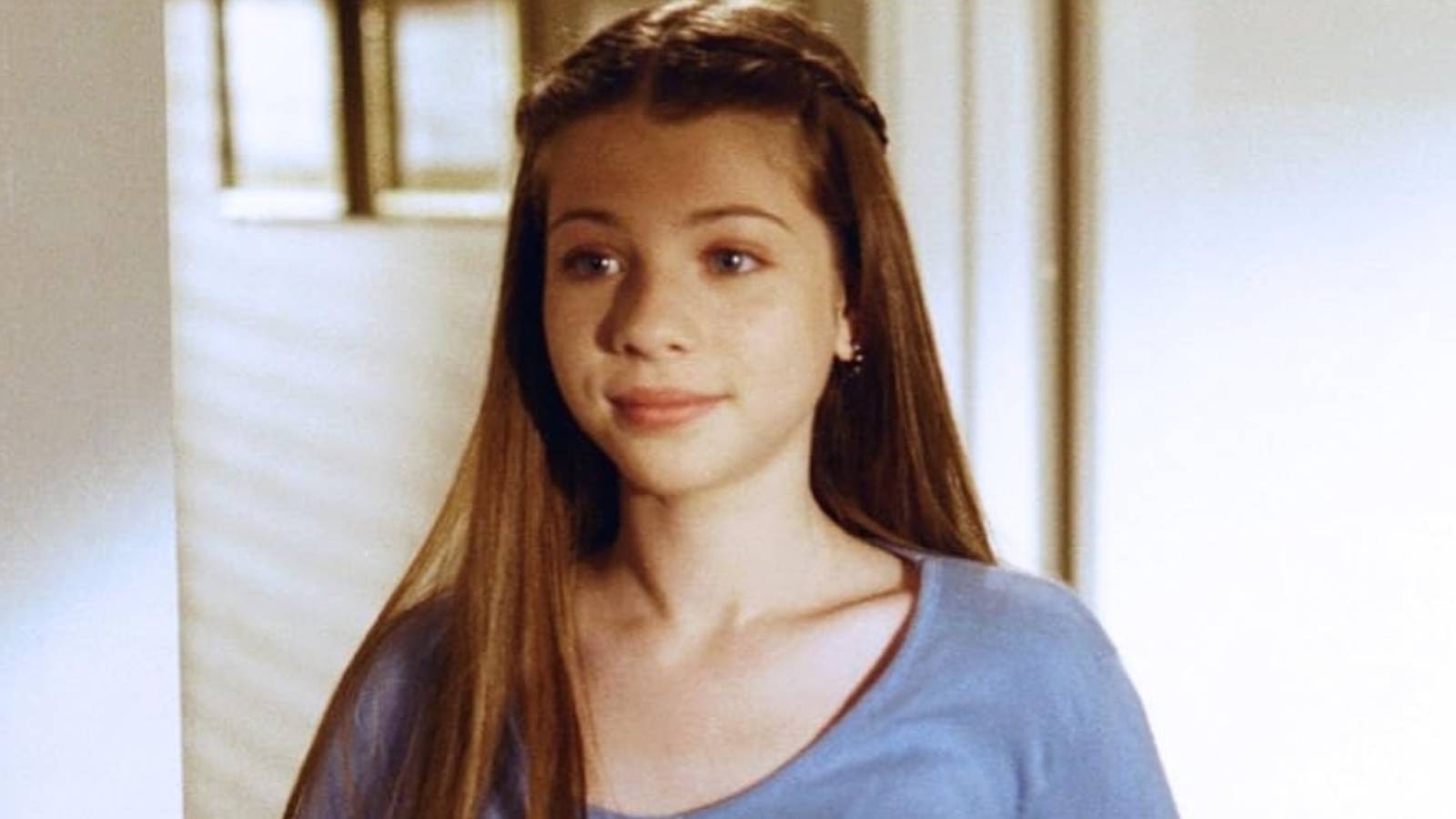 Dawn Summers (Michelle Trachtenberg) in Buffy The Vampire Slayer