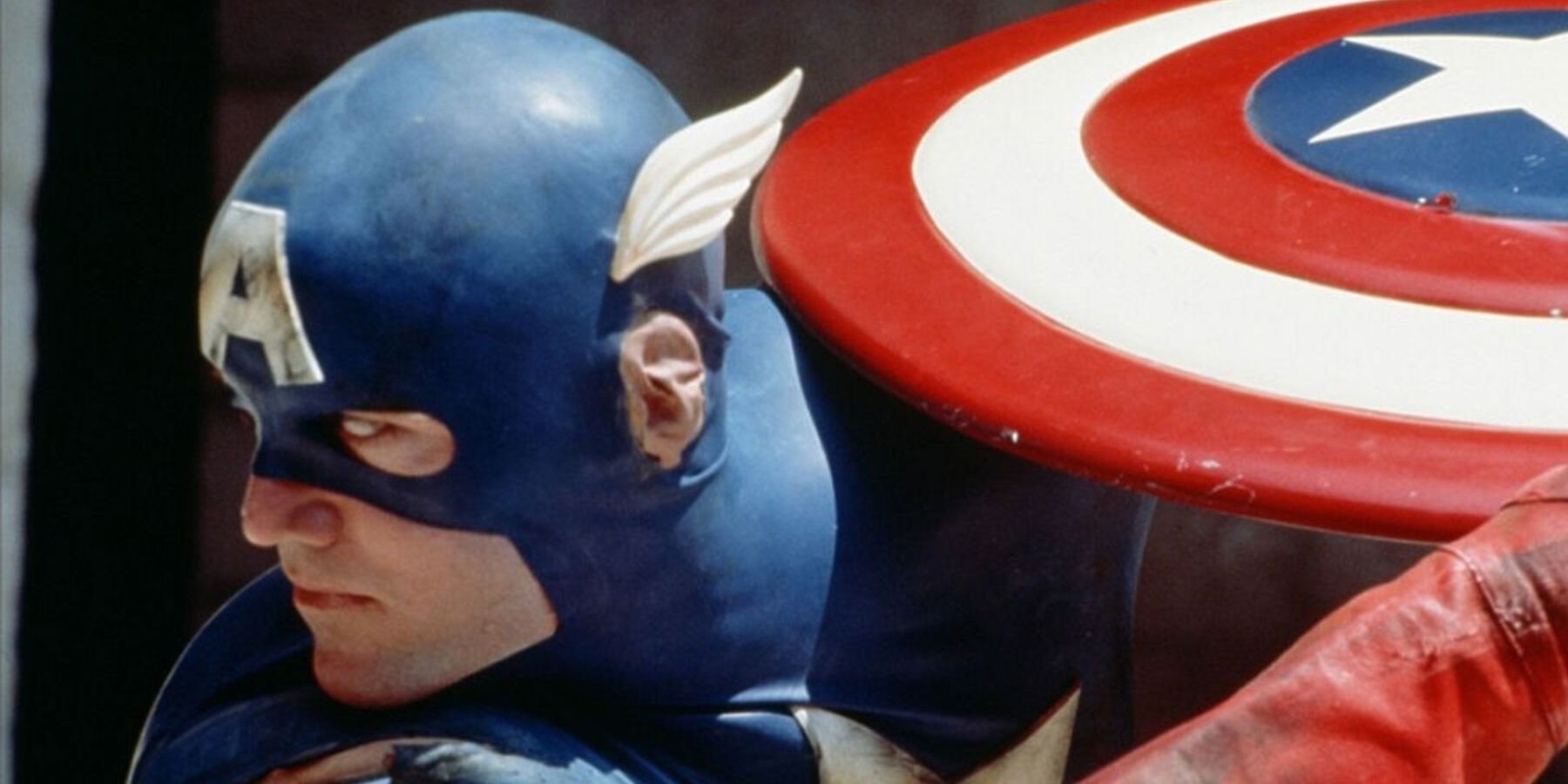 Captain America prepares to throw his shield