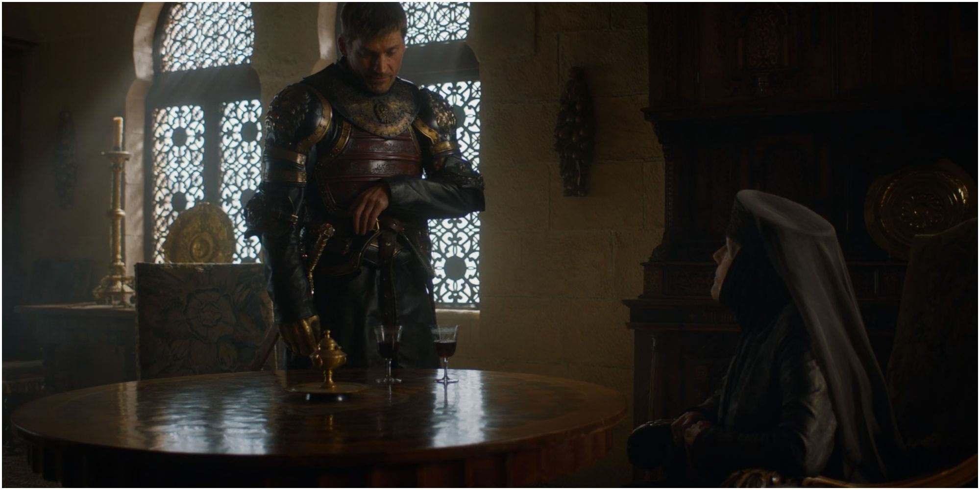 Olenna Tyrell percebe o lamento da viúva de Jaime Lannister em Game of Thrones.