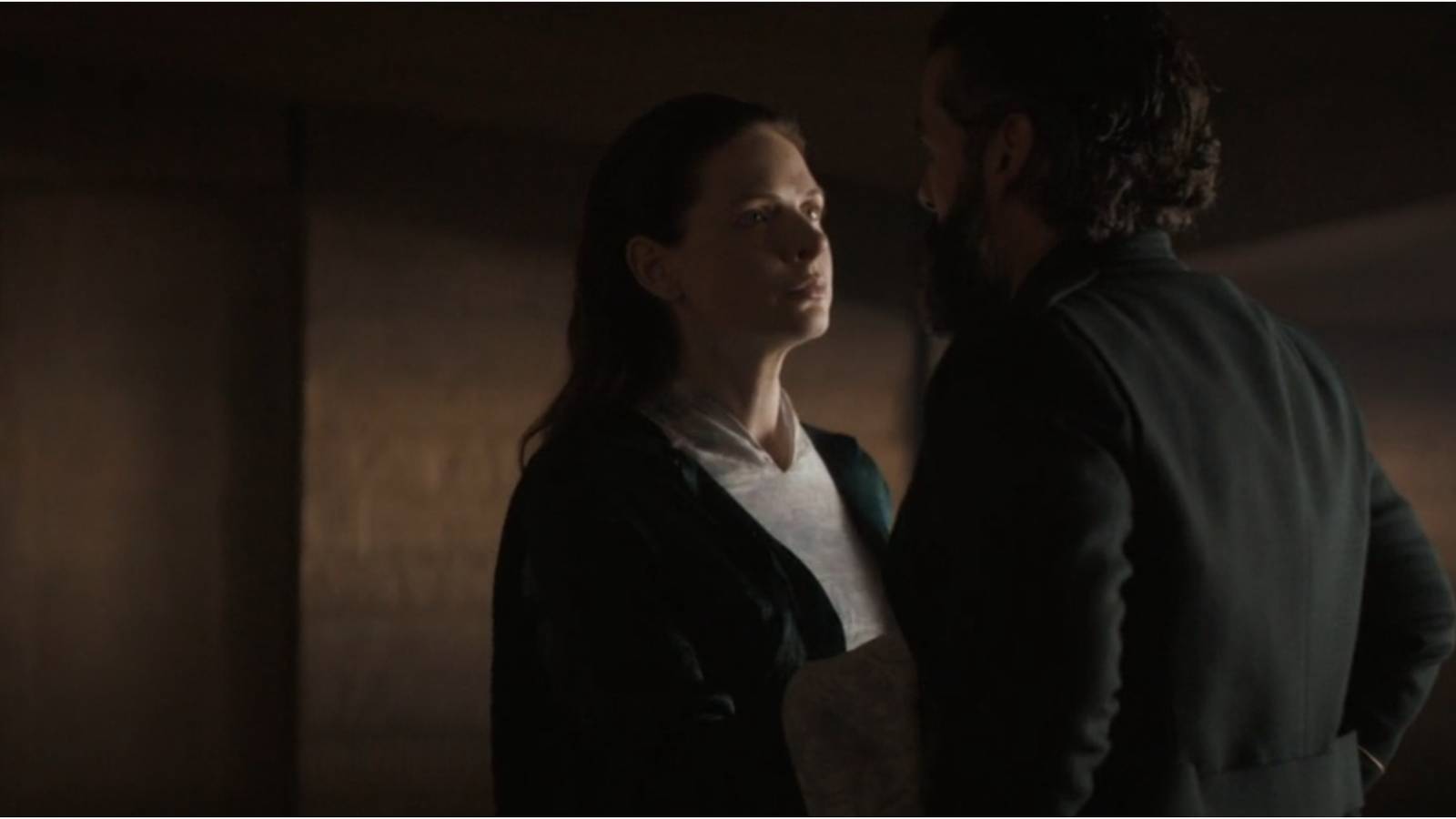 Lady Jessica and Duke Leto Atreides in Dune.