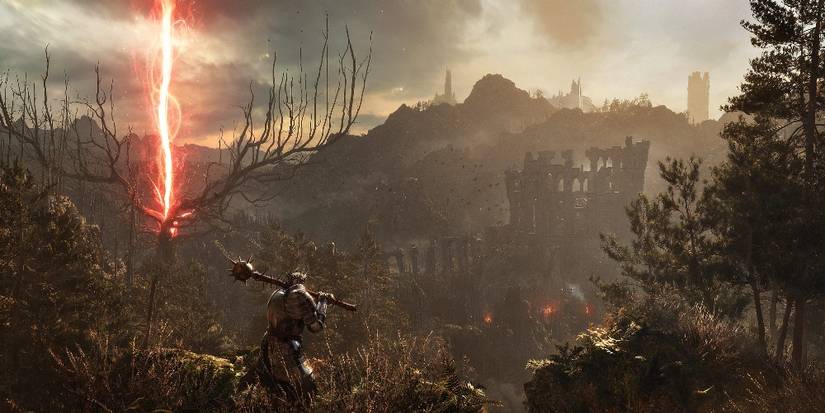 Lightning hitting tree