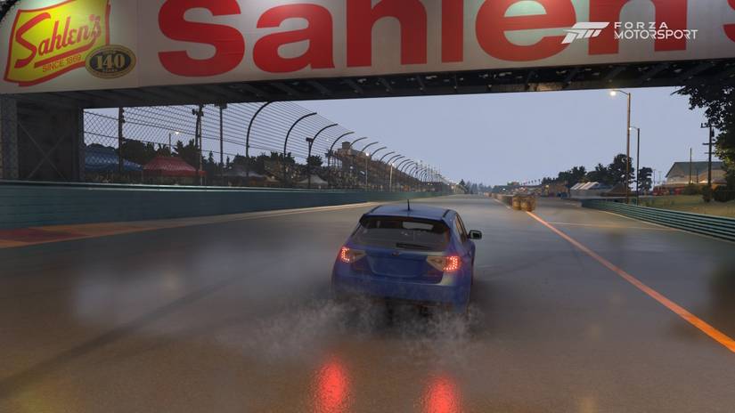 Forza Motorsport race in the rain