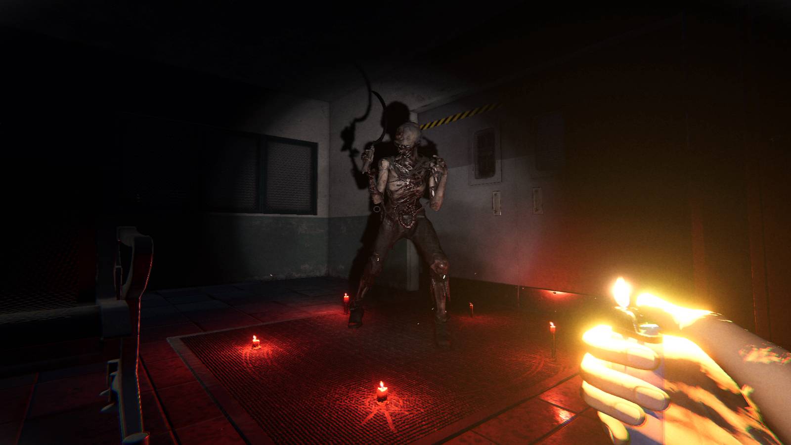 phasmophobia-red-candle-zombie-encounter-glowy-hand