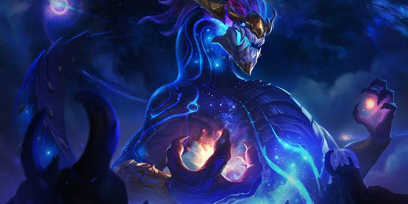 Aurelion Sol Forging Stars In His Hands in his League of Legends spalsh art