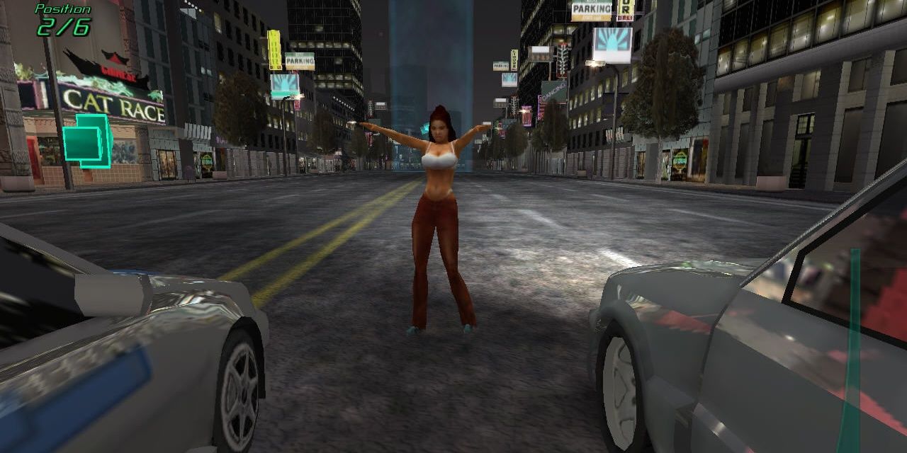 A woman standing in front of two cars waving her hands to signal for them to start racing in Midnight Club 2
