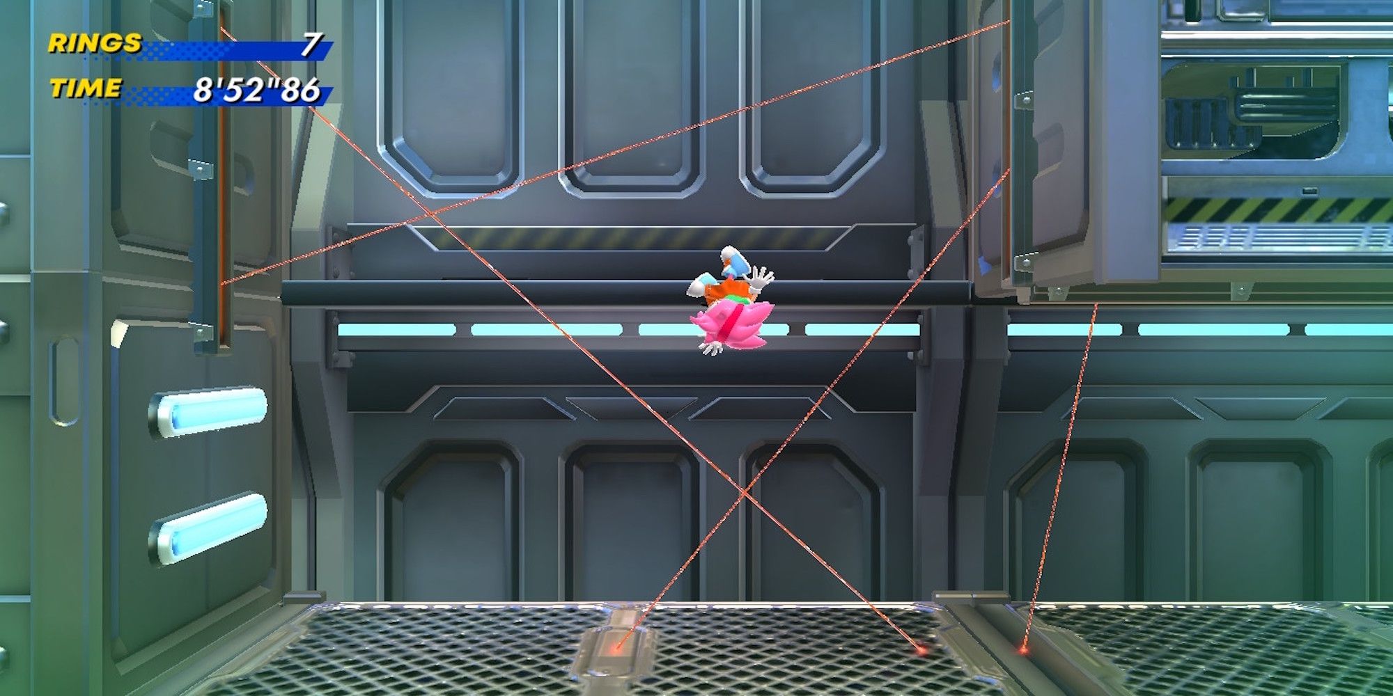 Playing a level in the Egg Fortress Zone in Sonic Superstars