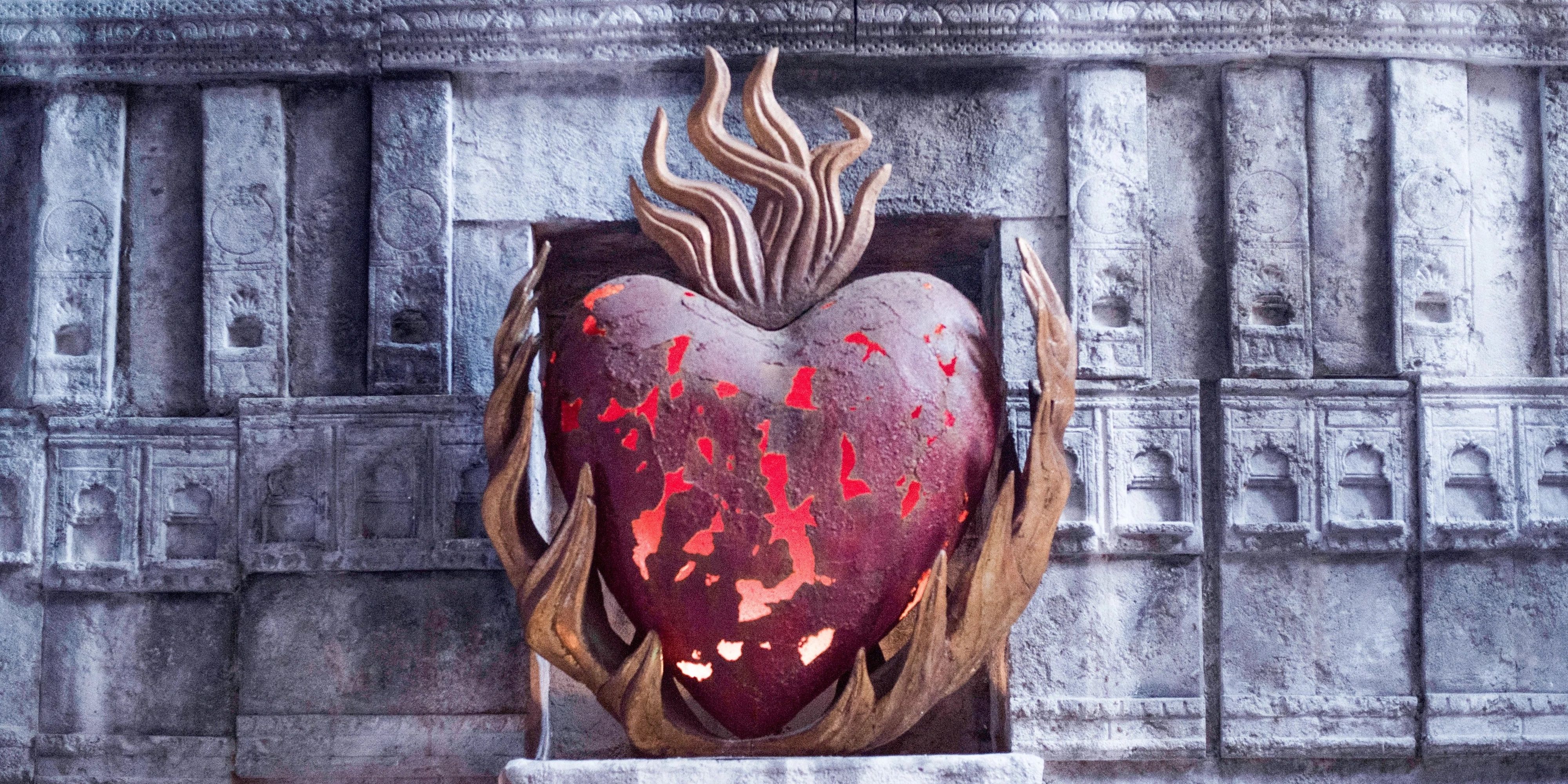 The Red God Unveiled: A Guide to Game of Thrones