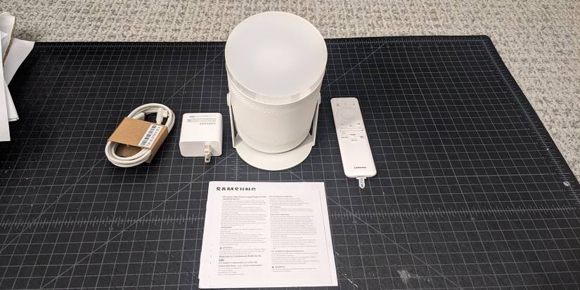 Samsung The FreeStyle Box Contents #2