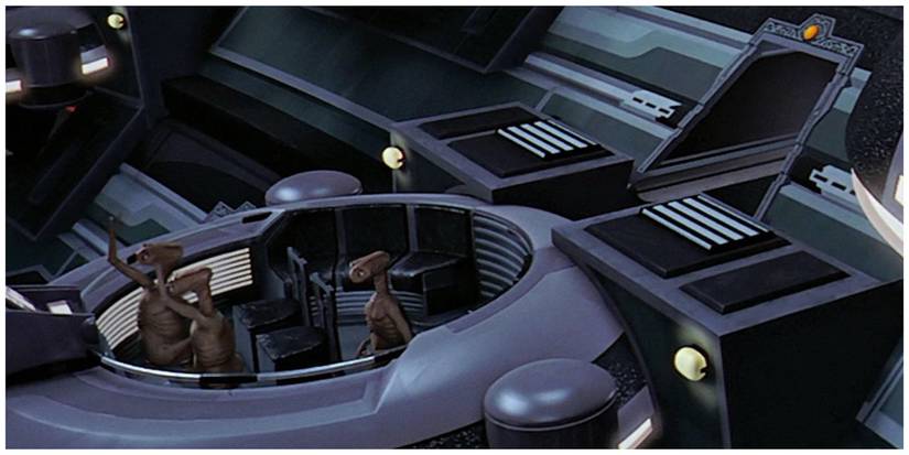 senator greblieps, who is the same species as E.T. The extra terrestrial