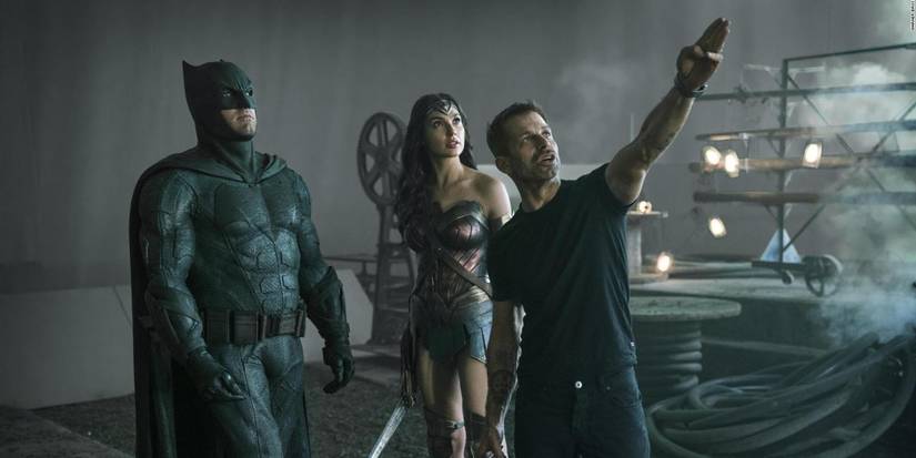 An image of Batman and Wonder-Woman on Zack snyder's set