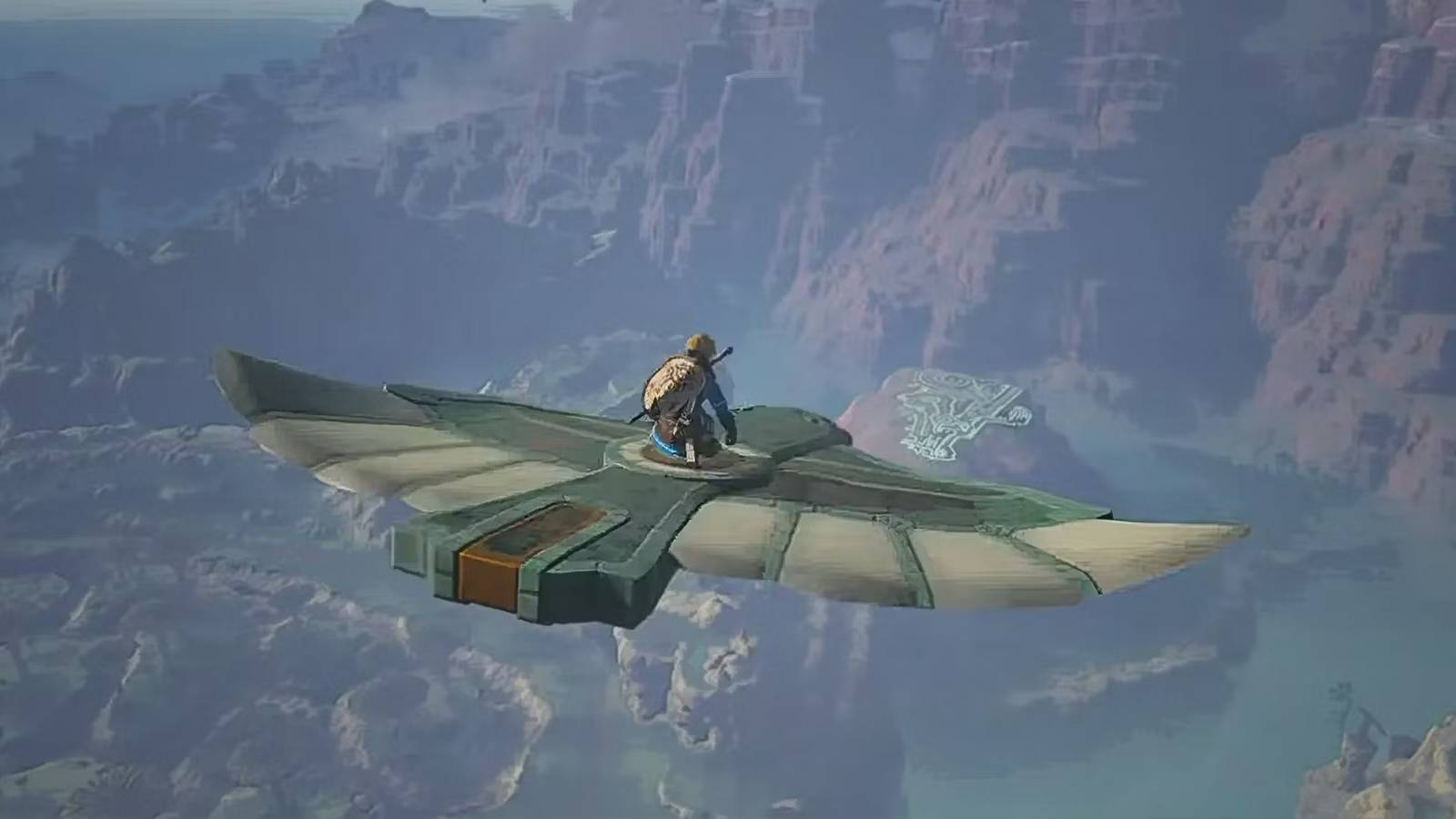 Tears of the Kingdom Player Builds Aircraft with Colossal Fossil